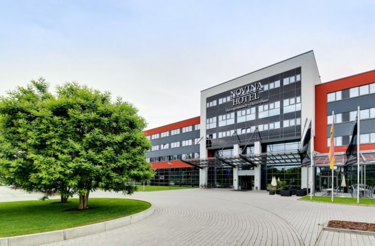 NOVINA HOTEL Herzogenaurach – NOVINA Verwaltung & Beteiligung GmbH